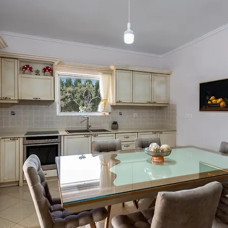 Elianna Lefkada * Cukaládesz