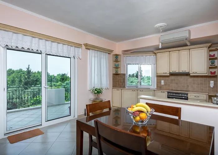 Apartment Elianna Lefkada Tsoukaládhes